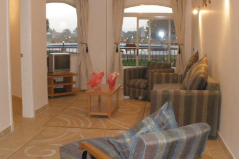 EE1707R The hotel has apartments for rent on the East Bank of Luxor