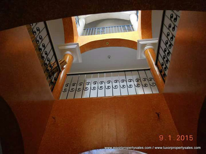 WB1923S/R Large Villa suitable as guest house for sale in Luxor