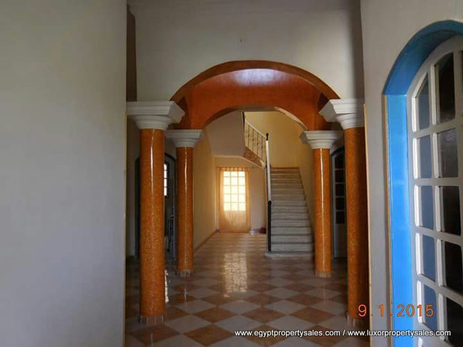 WB1923S/R Large Villa suitable as guest house for sale in Luxor