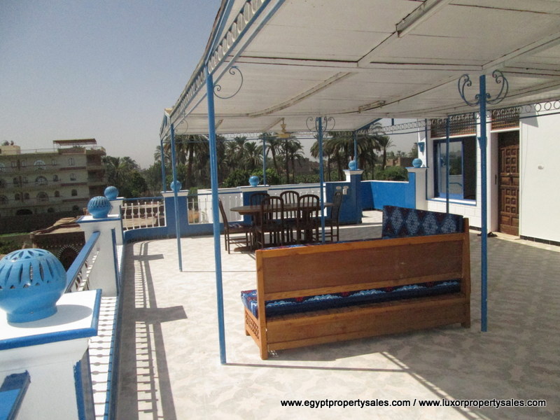 WB2552S/R Two storey villa with swimming pool and amazing garden in Luxor for sale or rent