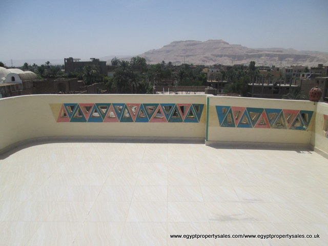 WB173R Second-floor apartment for sale or rent in the beautiful Villa in Luxor