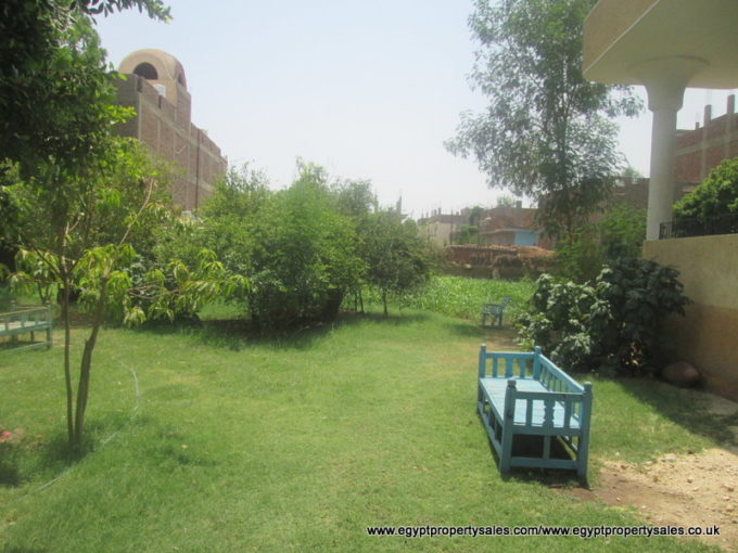 WB1715S/R Two bedroom house for sale or rent in Luxor