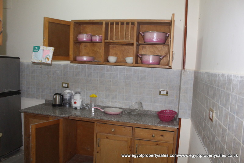 WB519R Second floor three bedrooms apartment for rent in Luxor