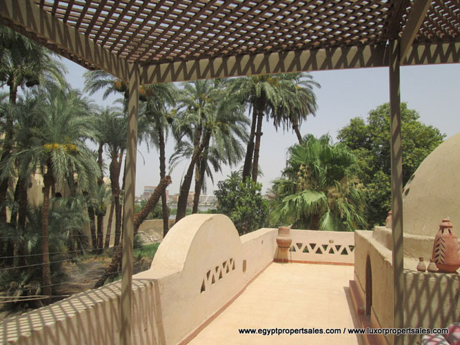 WB7115R/S A bungalow domed villa with fountain and Bedouin and Nubian style