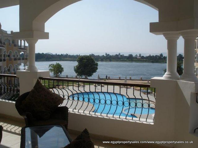 EE1708 Luxury 3 bedrooms flats in Hotel for rent in Luxor city