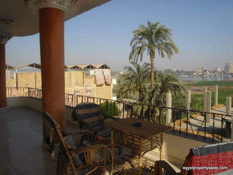 WB2128R 3 floor 2 bedroom apartment For rent with private spacious terrace in Djorf.