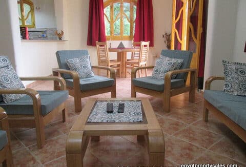 Beautiful hotel for rent with roof terrace in quiet area in Luxor, West Bank