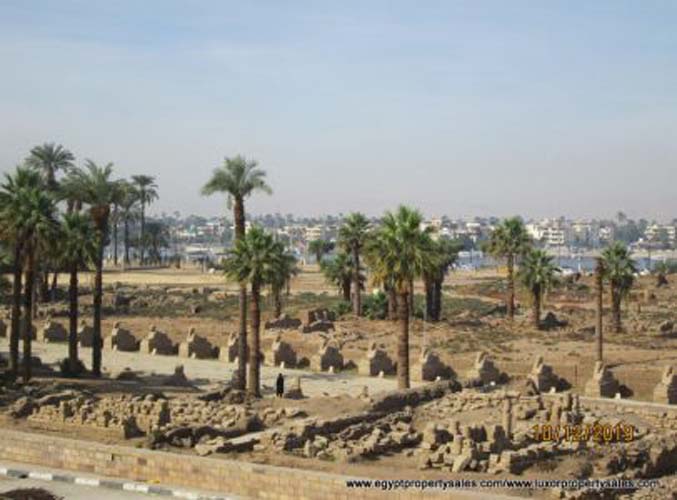 EB1950R Unfurnished apartment in Luxor for rent located on the East Bank of Luxor in front of Luxor temple