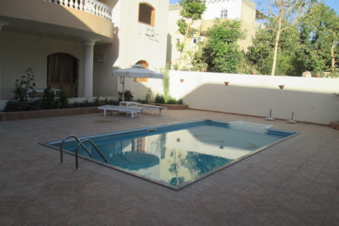 WB505S/R First floor one bedroom apartment for sale or rent shared pool Ramla.