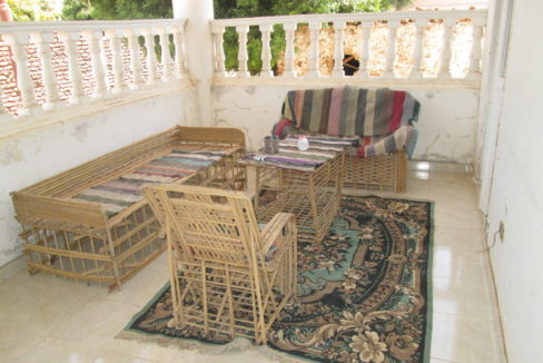 WB00107S Unfurnished two storey villa with garden and roof terrace in Djorf.