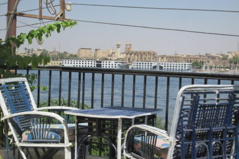 WB495R Two storey villa for rent in Luxor with nice garden located front the Nile in West Bank of Luxor
