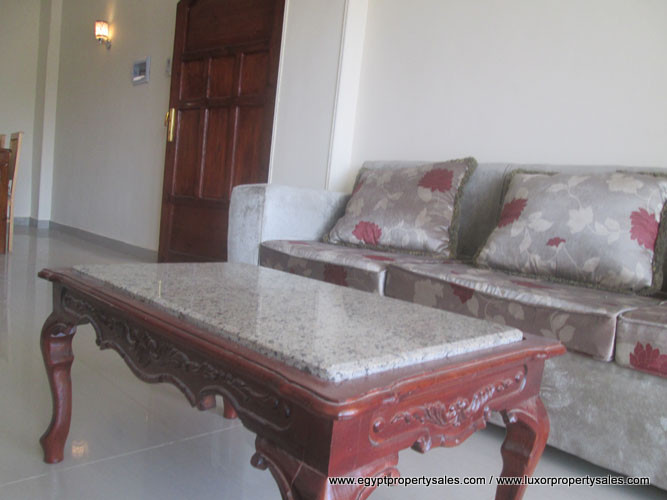 WB172S/R First floor two bedroom two bathroom apartment in Luxor for rent with Nile views