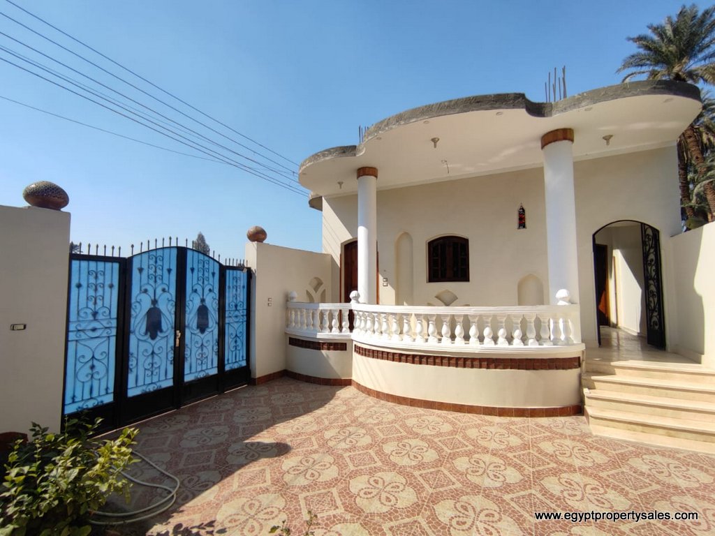 WB2209S/R One storey house for sale or rent in Egypt, Luxor with amazing garden