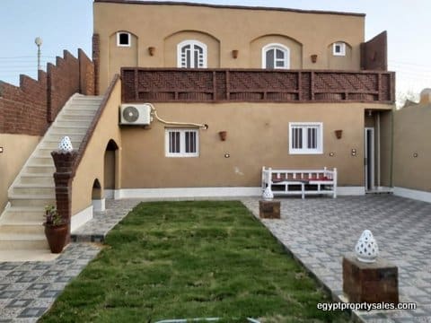 Modern 2-Storey House with Large Garden & Mountain Views for Sale or Rent in New Qurna, Luxor