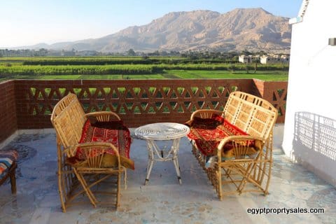 First floor 2 bedroom apartment for rent with amazing view in Memnon area, Luxor